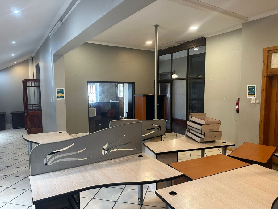 Commercial Property for Sale in Southernwood Eastern Cape